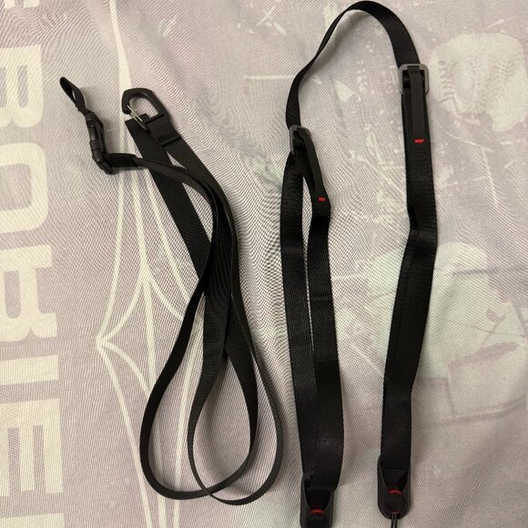 Peak Design Leash Camera Strap (Black) + Bonus Cinch Strap – Quick-Release Sling - Picture 1 of 7